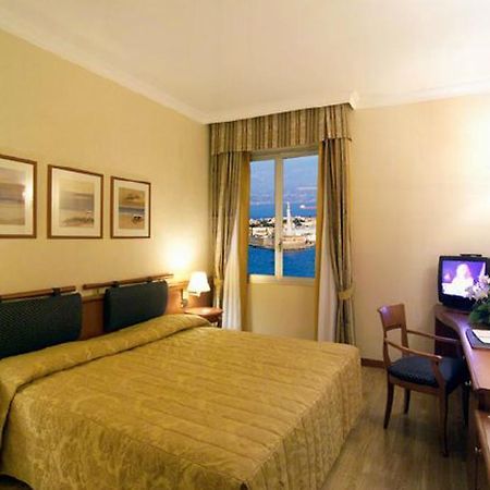 Hotel Dello Stretto Μεσίνα Εξωτερικό φωτογραφία